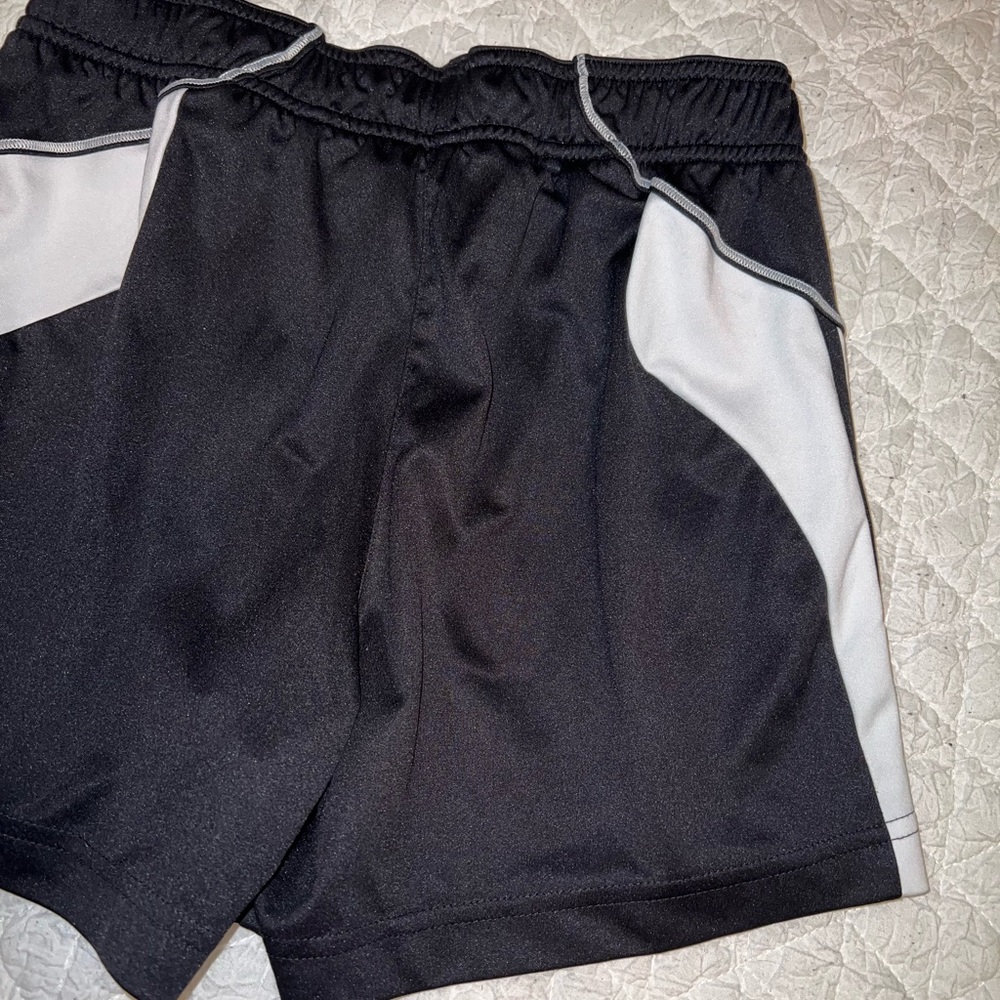 Adidas Athletic Running/Soccer Black and White Stripe Shorts Size Small 4 inch - Picture 7 of 8